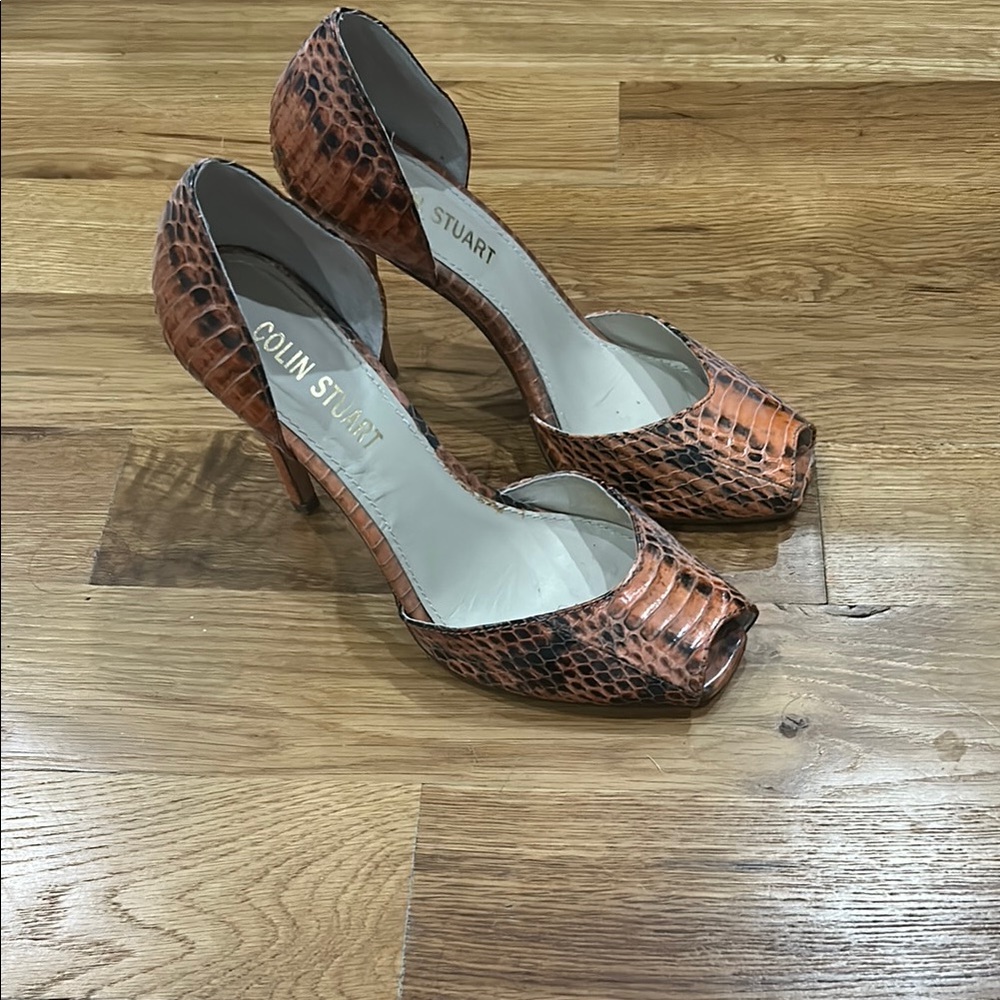 Colin Stuart Women's Coral Peep-Toe Heels size 7.5